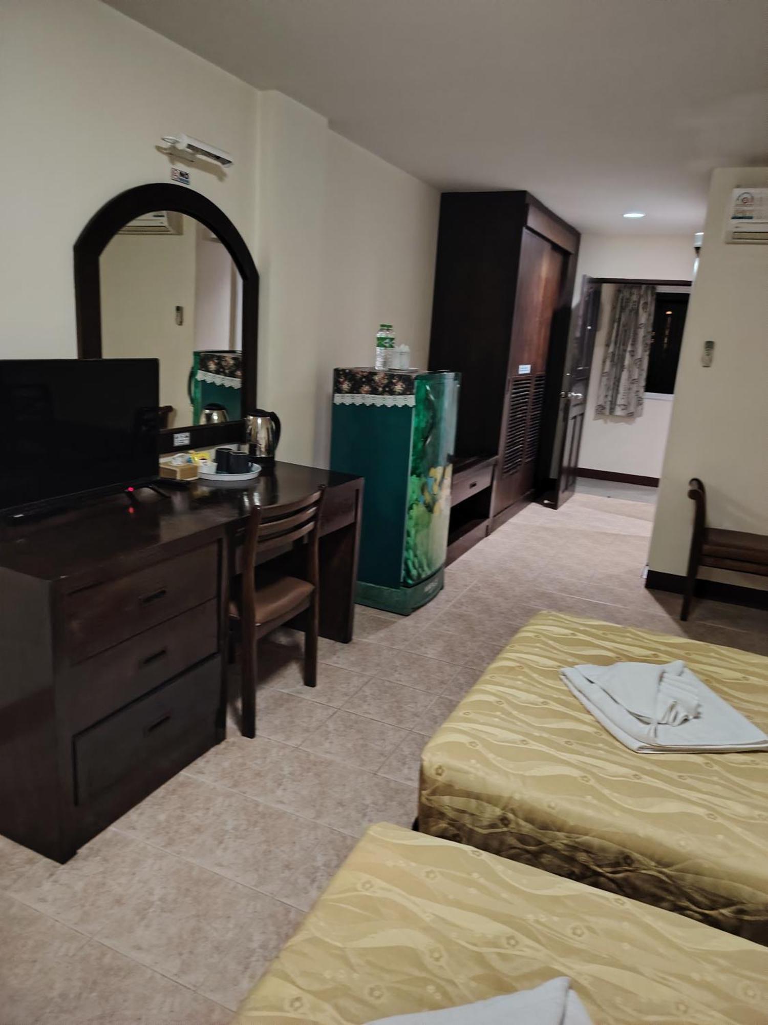 Aram Hotel หาดกะตะ ภายนอก รูปภาพ